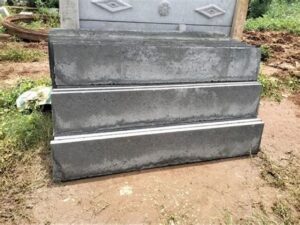 8 Feet Concrete Compound Wall 1 8 feet concrete compound wall
