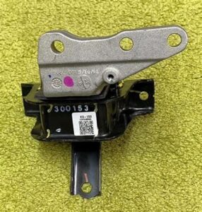 Hydraulic Mounting For Maruti Suzuki Ignis Original 1 hydraulic mounting for maruti suzuki ignis original
